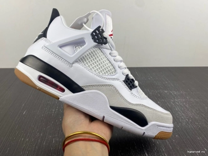 SB x 4 Nike DR5415-100 Air Jordan 1123